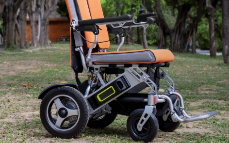 What Are The Features Of Disabled Electric Wheelchair?